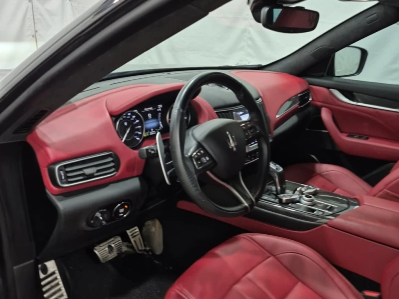 Maserati Levante * MODENA * CARFAX * БЕЗ ПЪРВОНАЧАЛНА ВНОСКА, снимка 9 - Автомобили и джипове - 52962472