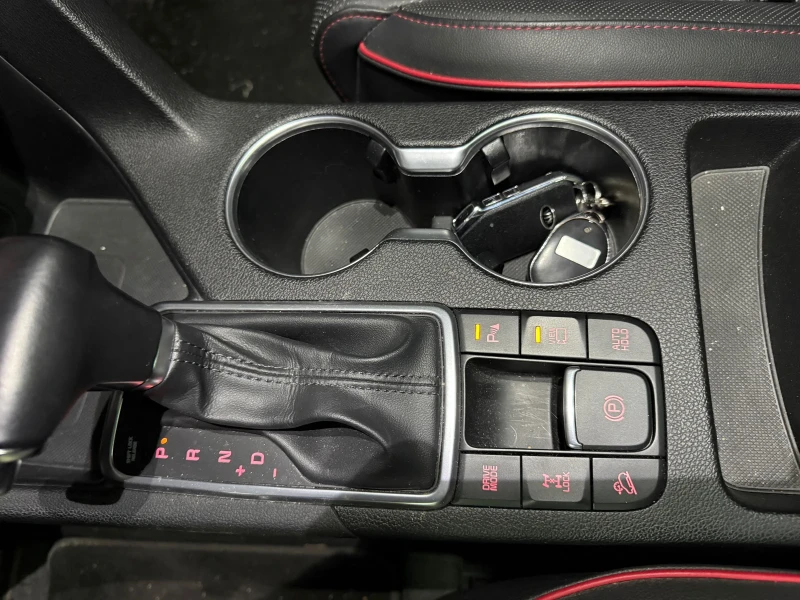 Kia Sportage 2.0 CRDI GT Line / 185 k.c / 4x4, снимка 10 - Автомобили и джипове - 53408029