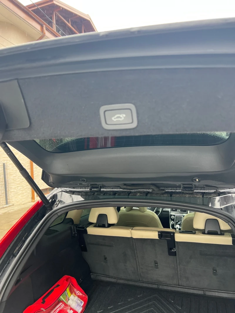 Volvo XC60 Volvo XC60 T6 DRIVE E PLATINUM със задвижване 4X4 , снимка 7 - Автомобили и джипове - 53473151