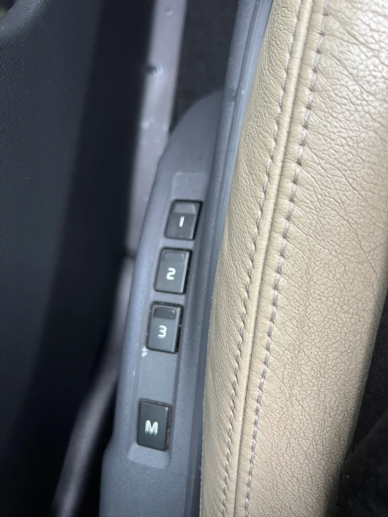 Volvo XC60 Volvo XC60 T6 DRIVE E PLATINUM със задвижване 4X4 , снимка 10 - Автомобили и джипове - 53473151