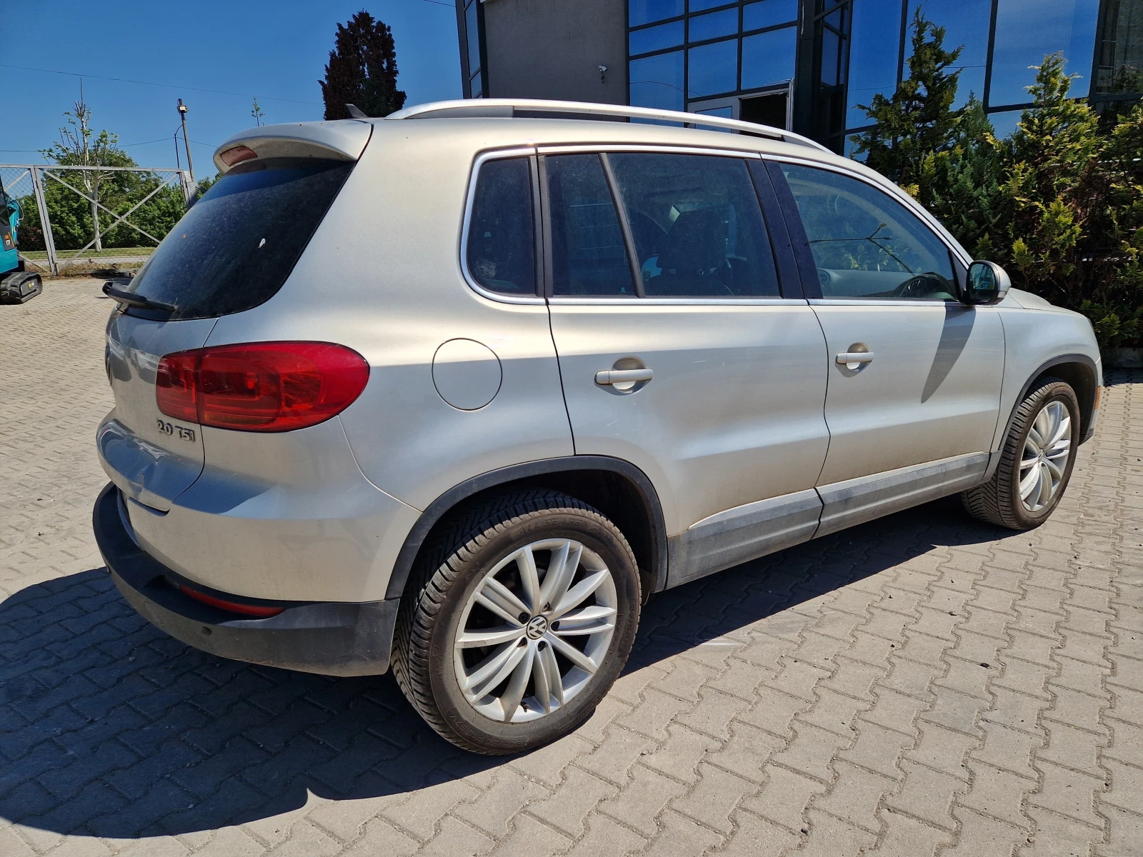 VW Tiguan 2.0TSI | Mobile.bg   13