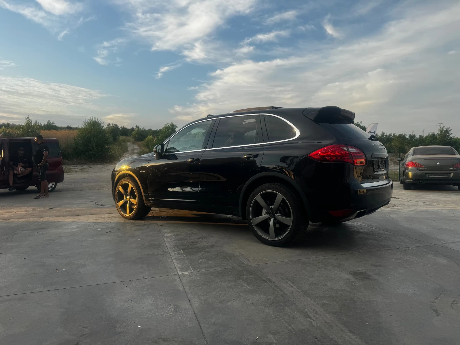 Porsche Cayenne 4.2 TDI V8 420 PS VOLL | Mobile.bg   1