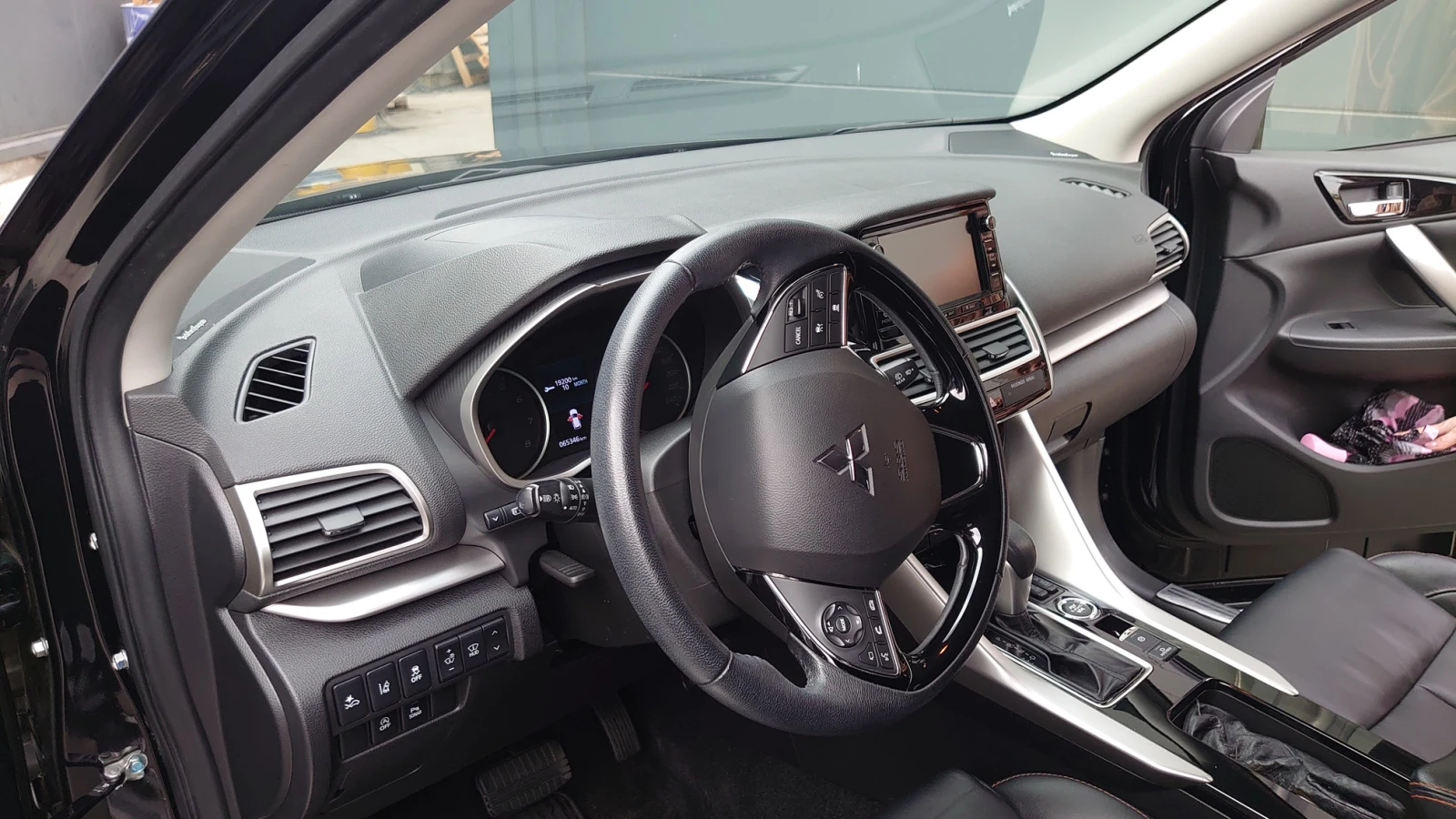Mitsubishi Eclipse Cross INSTYLE - изображение 9