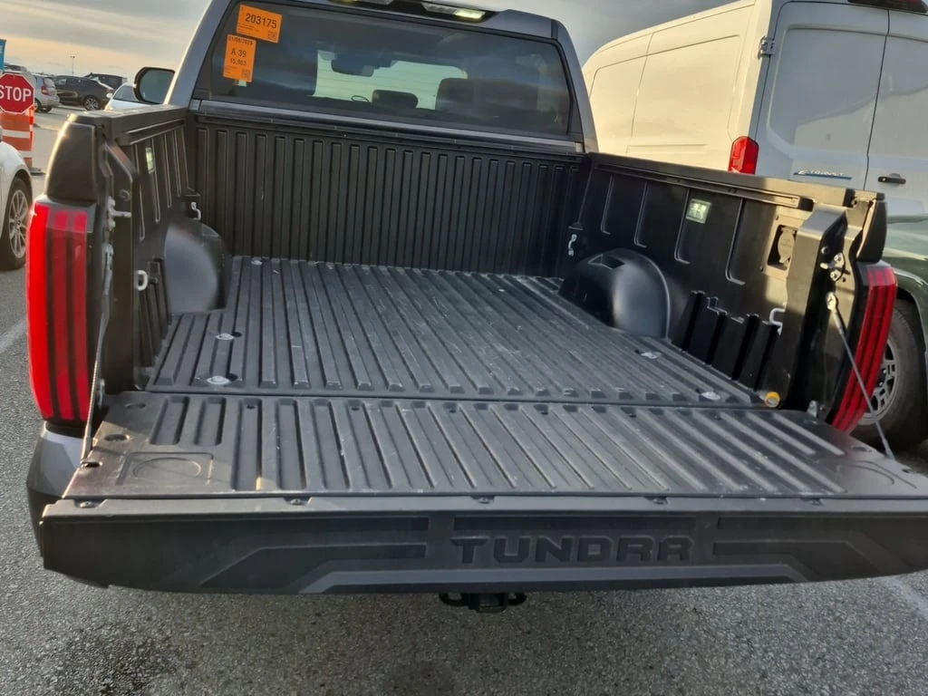 Toyota Tundra * LIMITED HYBRID CREW CAB SHORT BED * CARFAX * ��� | Mobile.bg � ����������� 13