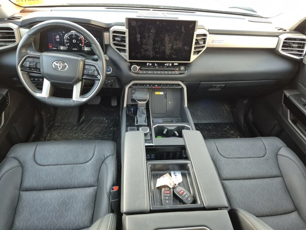 Toyota Tundra * LIMITED HYBRID CREW CAB SHORT BED * CARFAX * ��� | Mobile.bg � ����������� 10