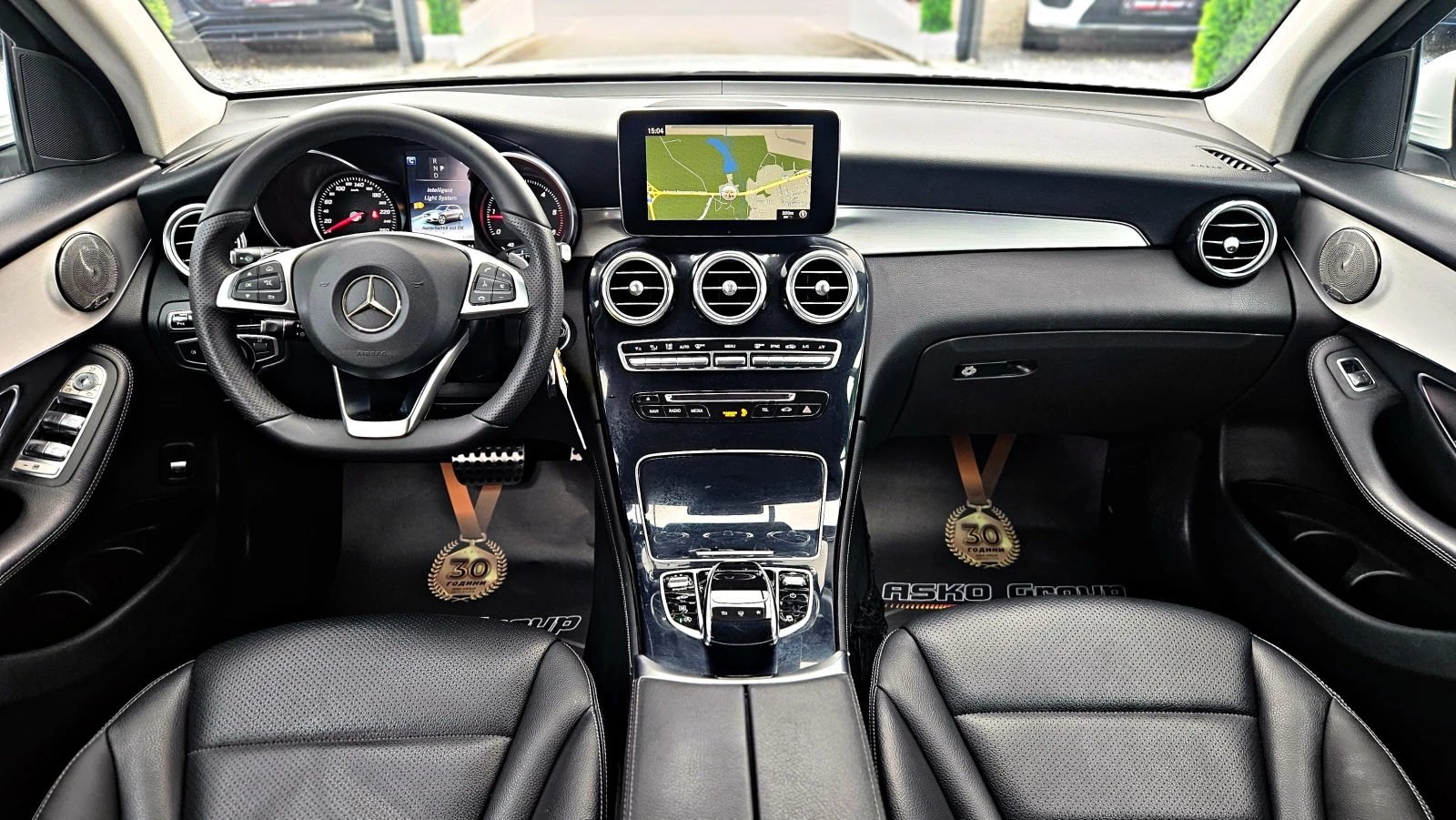 Mercedes-Benz GLC 220 AMG/9G TRONIC/GERMANY/AIRMATIC/BURMESTER/LIZING, снимка 7 - Автомобили и джипове - 53726084