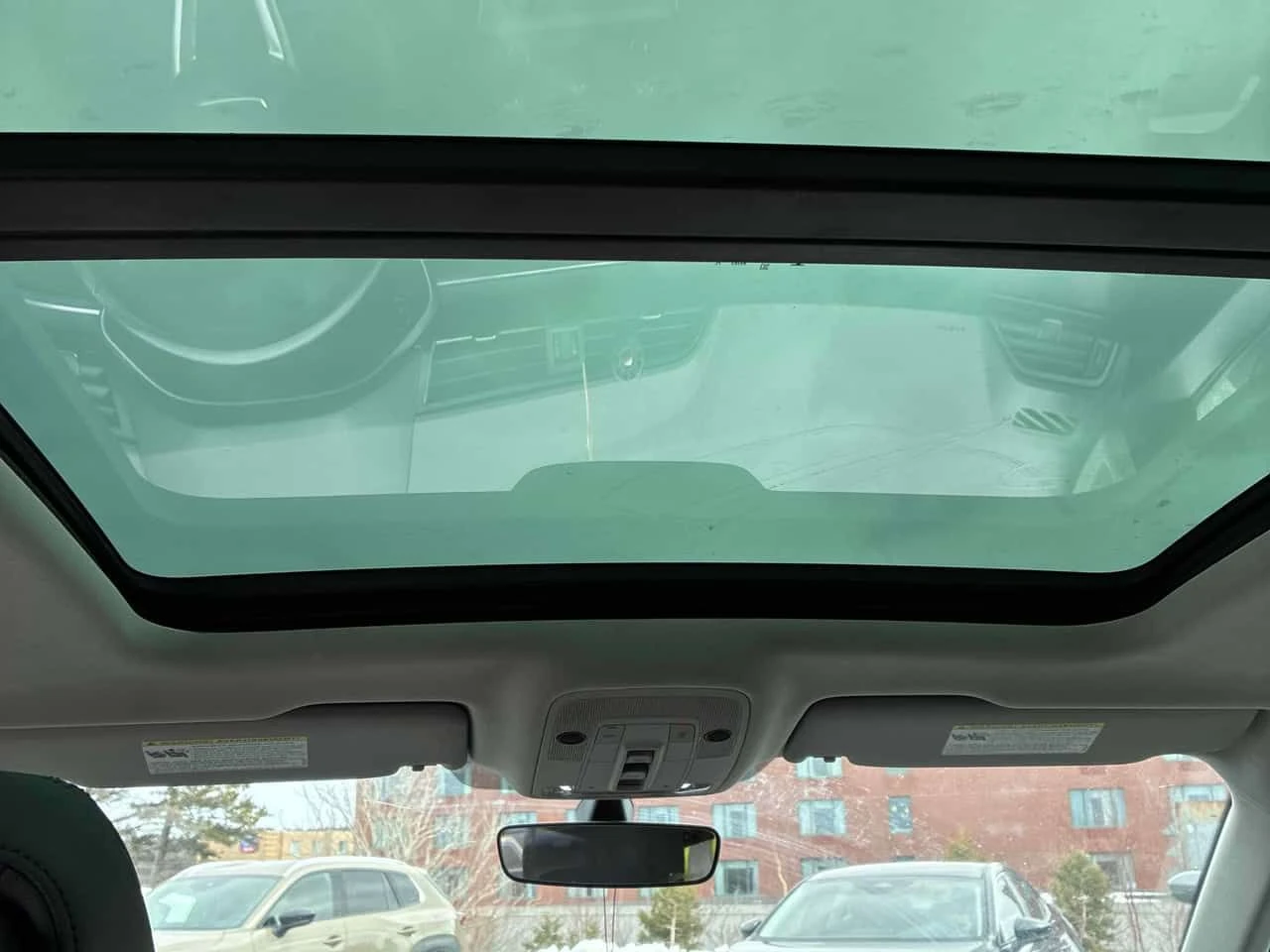 Audi Q3 * Komfort * DISTRONIC* PANORAMA* ПОДГРЕВИ* , снимка 13 - Автомобили и джипове - 54345975