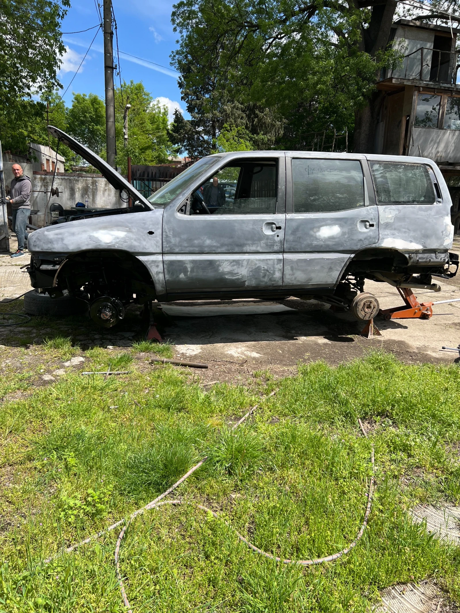 Nissan Terrano газ, снимка 4 - Автомобили и джипове - 54760495