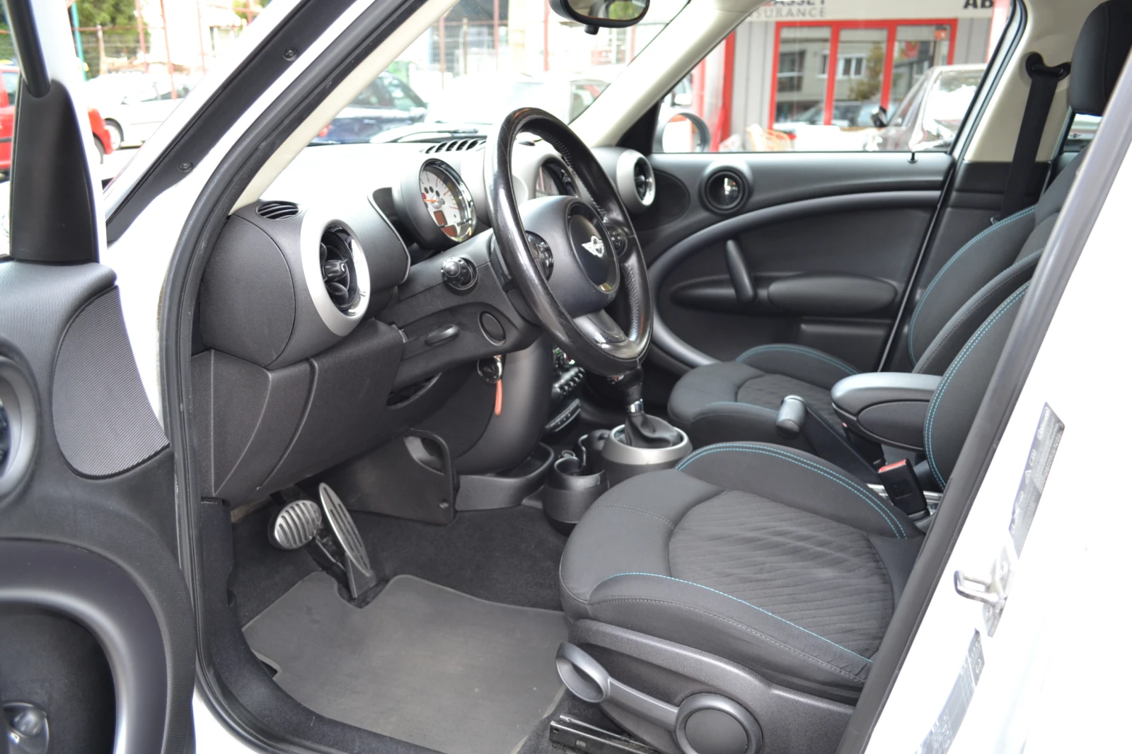 Mini Countryman 2.0 DISEL 4x4 , снимка 9 - Автомобили и джипове - 56282282