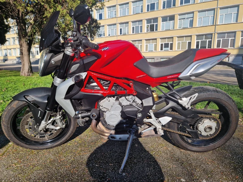 MV Agusta Brutale 800