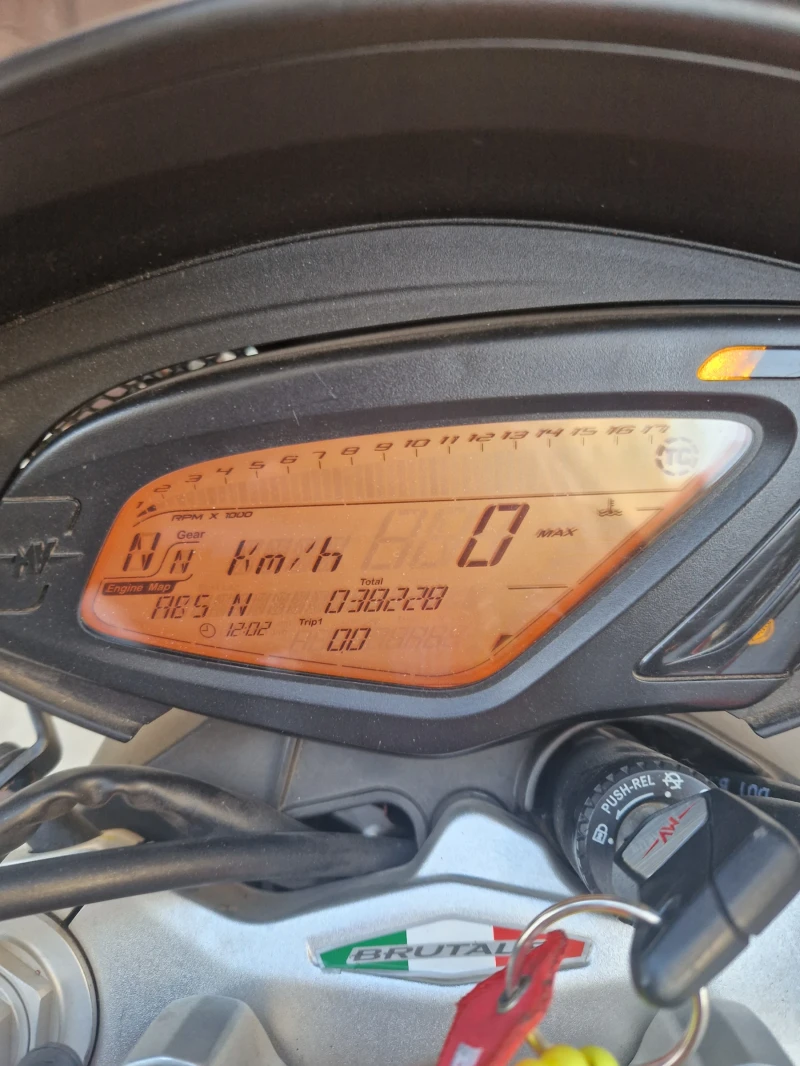 MV Agusta Brutale 800, снимка 9 - Мотоциклети и мототехника - 53132686