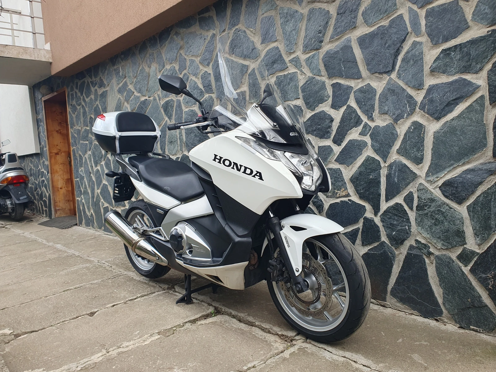 Honda Integra 700i ABS - изображение 7