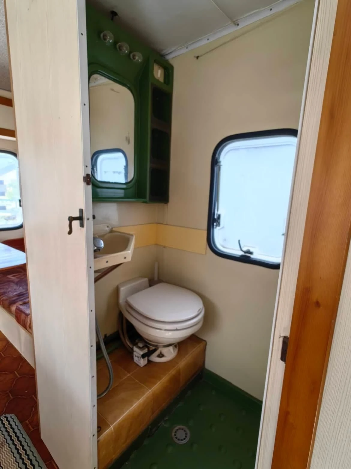  Ford | Mobile.bg   13