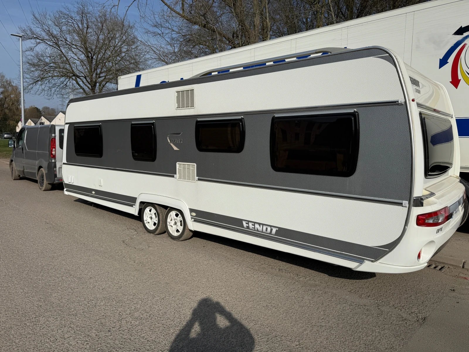 Каравана Fendt Opal 700, снимка 3 - Каравани и кемпери - 53977379