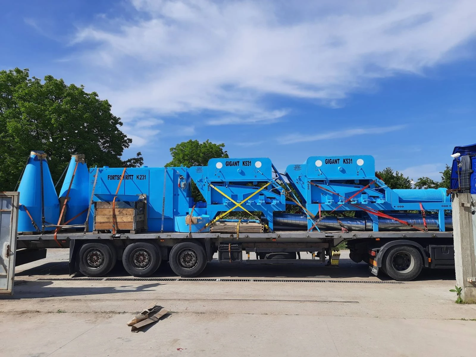     /     | Mobile.bg   1