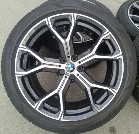 Гуми с джанти Pirelli 275/40R21, снимка 2 - Гуми и джанти - 48014905