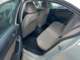 VW Jetta 2.0i Automatic, снимка 12