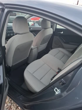 Kia Forte 1, 8i Automatic, снимка 16