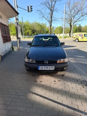 Opel Astra 1.4, снимка 1