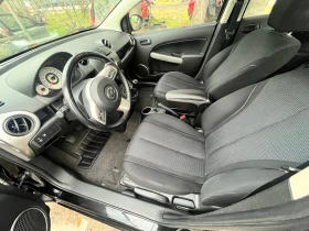 Mazda 2 1.5 103 кс климатик, снимка 12