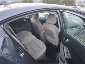 Kia Forte 1, 8i Automatic, снимка 17