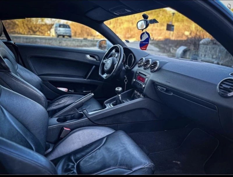 Audi Tt, снимка 9 - Автомобили и джипове - 48104003