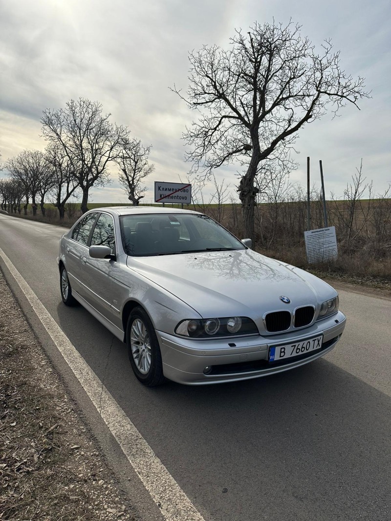 BMW 520, снимка 1 - Автомобили и джипове - 46404940