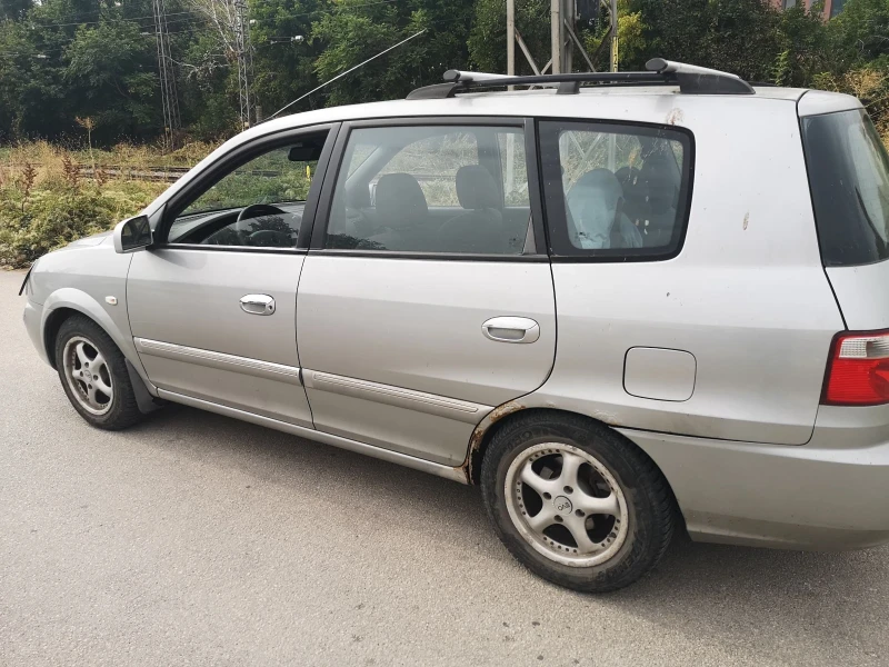 Kia Carens, снимка 5 - Автомобили и джипове - 47190012