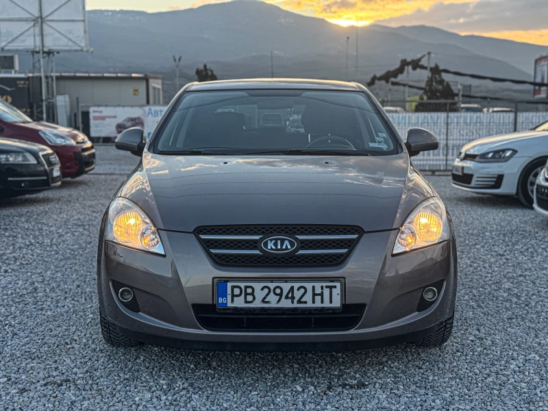 Kia Ceed 1.6 LPG TOP, снимка 2 - Автомобили и джипове - 48633285