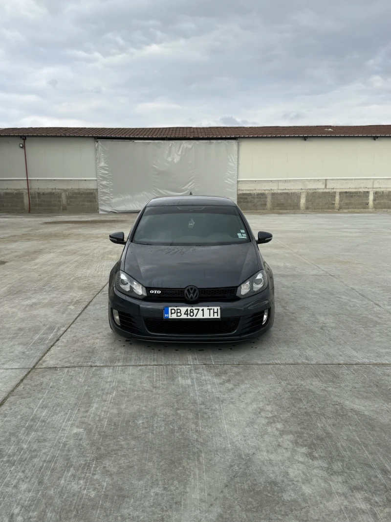 VW Golf, снимка 2 - Автомобили и джипове - 52663228
