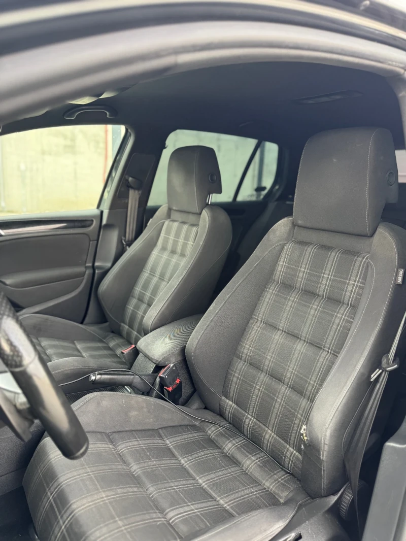 VW Golf, снимка 12 - Автомобили и джипове - 52663228