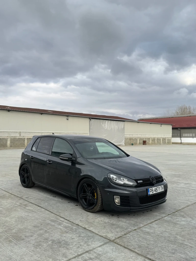 VW Golf, снимка 3 - Автомобили и джипове - 52663228