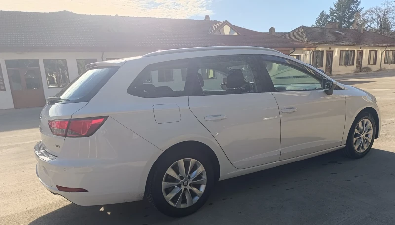 Seat Leon 1.5 TGI, снимка 6 - Автомобили и джипове - 52736694