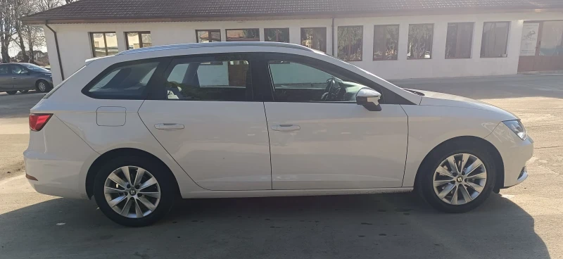 Seat Leon 1.5 TGI, снимка 3 - Автомобили и джипове - 52736694