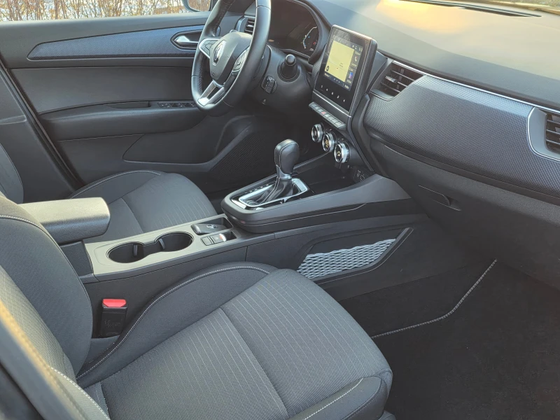 Renault Arkana 1.6 Business E-TECH 145, снимка 12 - Автомобили и джипове - 53181753