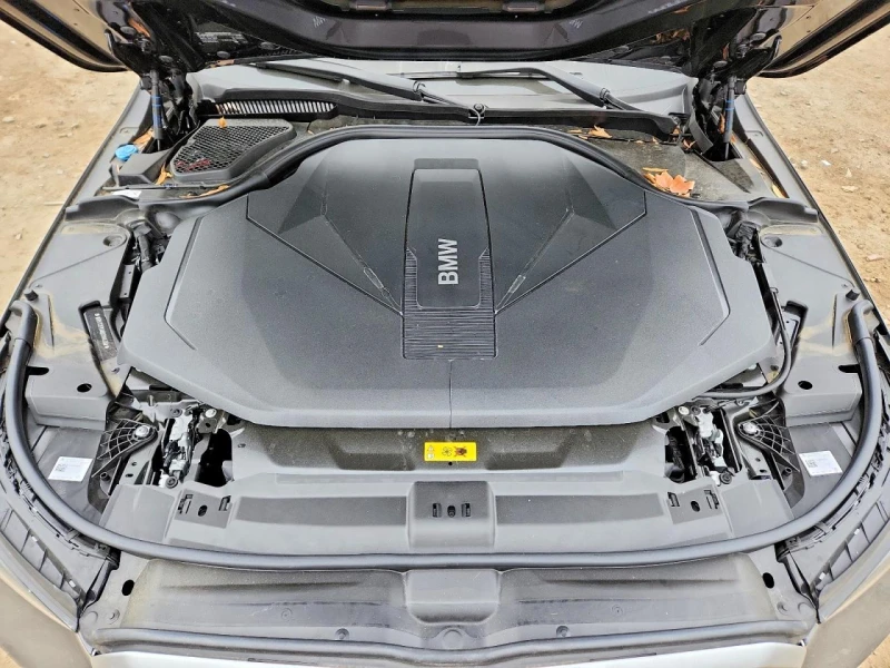 BMW i5 Edrive 40, снимка 11 - Автомобили и джипове - 53411542