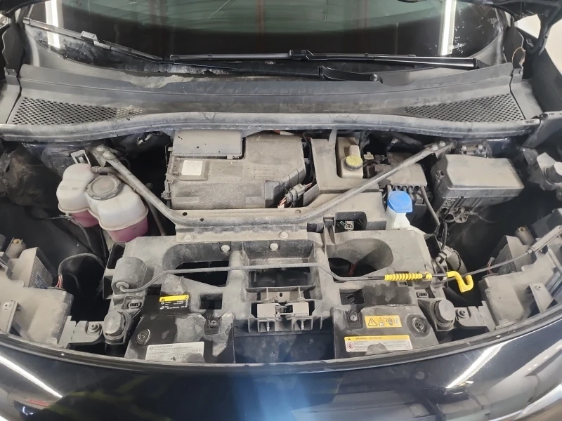 VW ID.4 PRO| АМБИЕНТНО ОСВ.| 2 КЛЮЧА| CARFAX, снимка 16 - Автомобили и джипове - 53535975