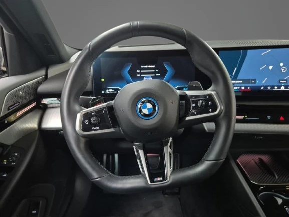 BMW 530 e = M-Sport = Shadow Line  | Mobile.bg   7