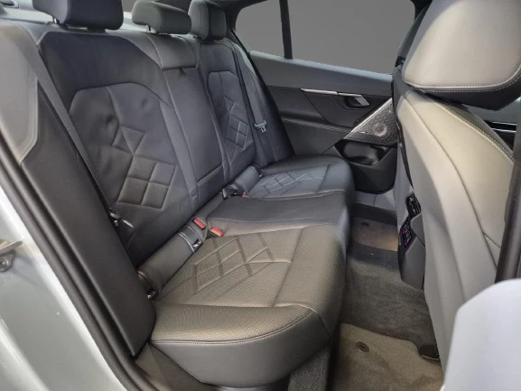 BMW 530 e = M-Sport = Shadow Line  | Mobile.bg   11