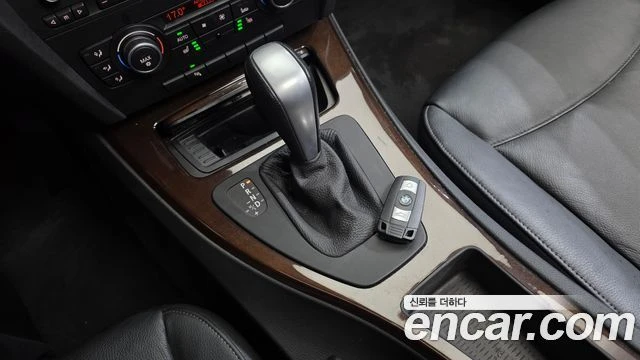 BMW 320, снимка 9 - Автомобили и джипове - 56077528