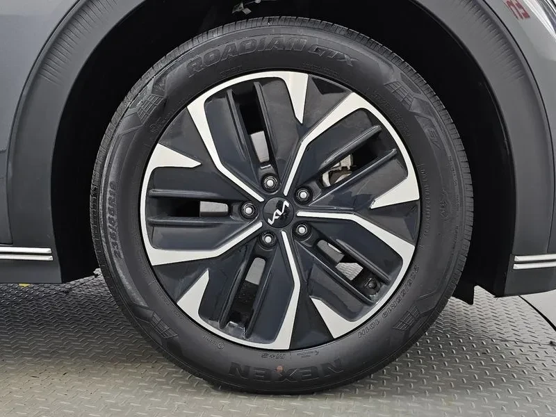 Kia EV6 Long Range Air - САМО 30% АВАНС, снимка 4 - Автомобили и джипове - 56288185