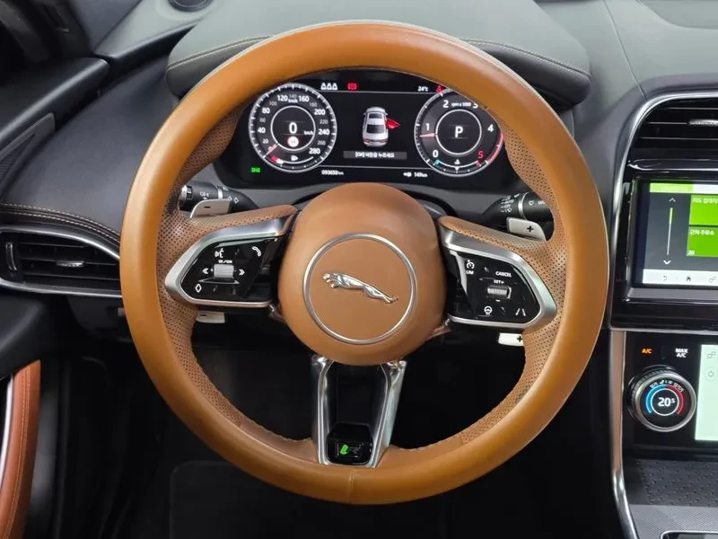 Jaguar XE D180 R-Dynamic S, снимка 13 - Автомобили и джипове - 56292996