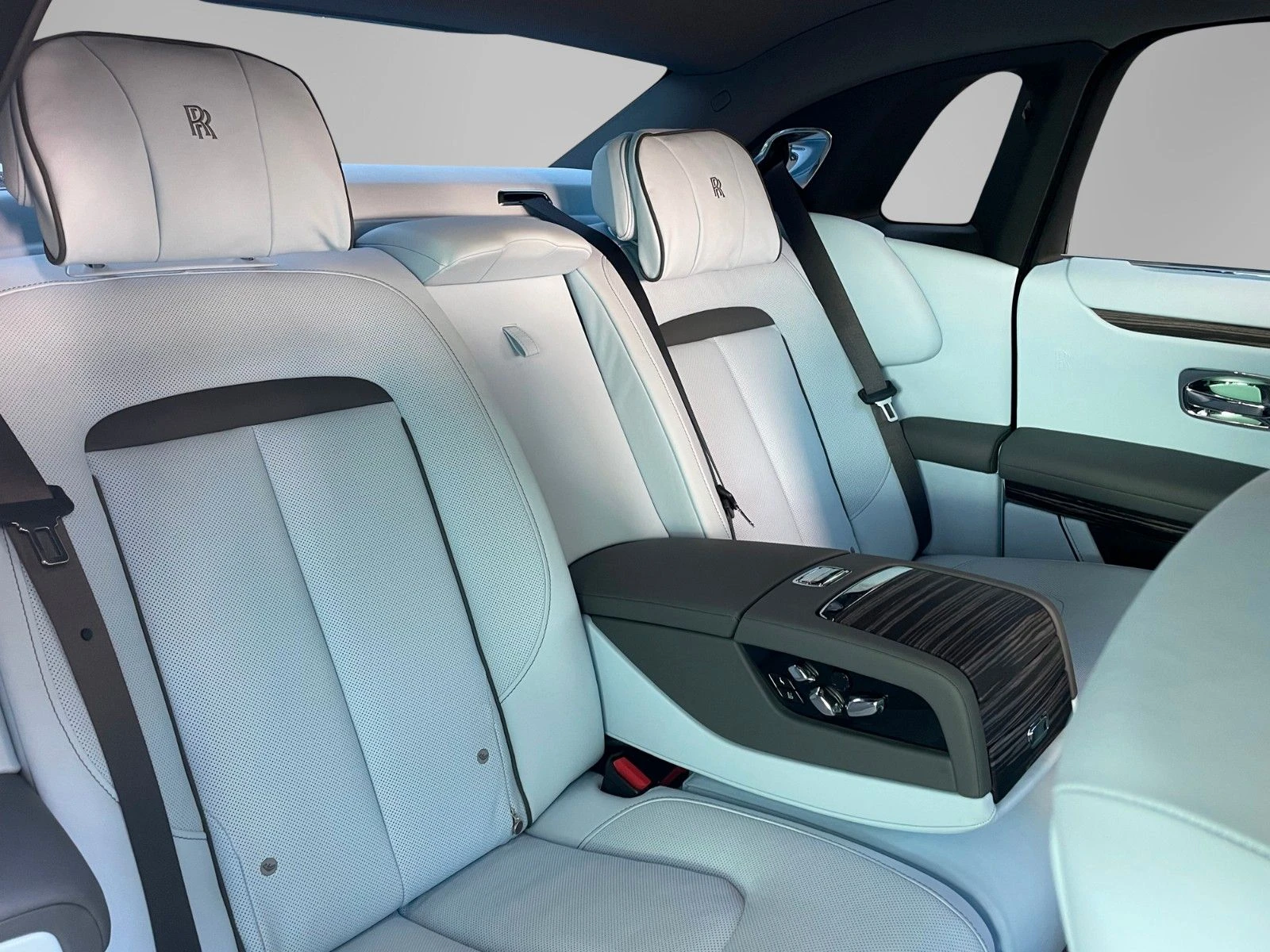 Rolls-Royce Ghost V12/ SHOOTING STAR/ BESPOKE/ TV/ HEAD UP/ 360/ | Mobile.bg   17