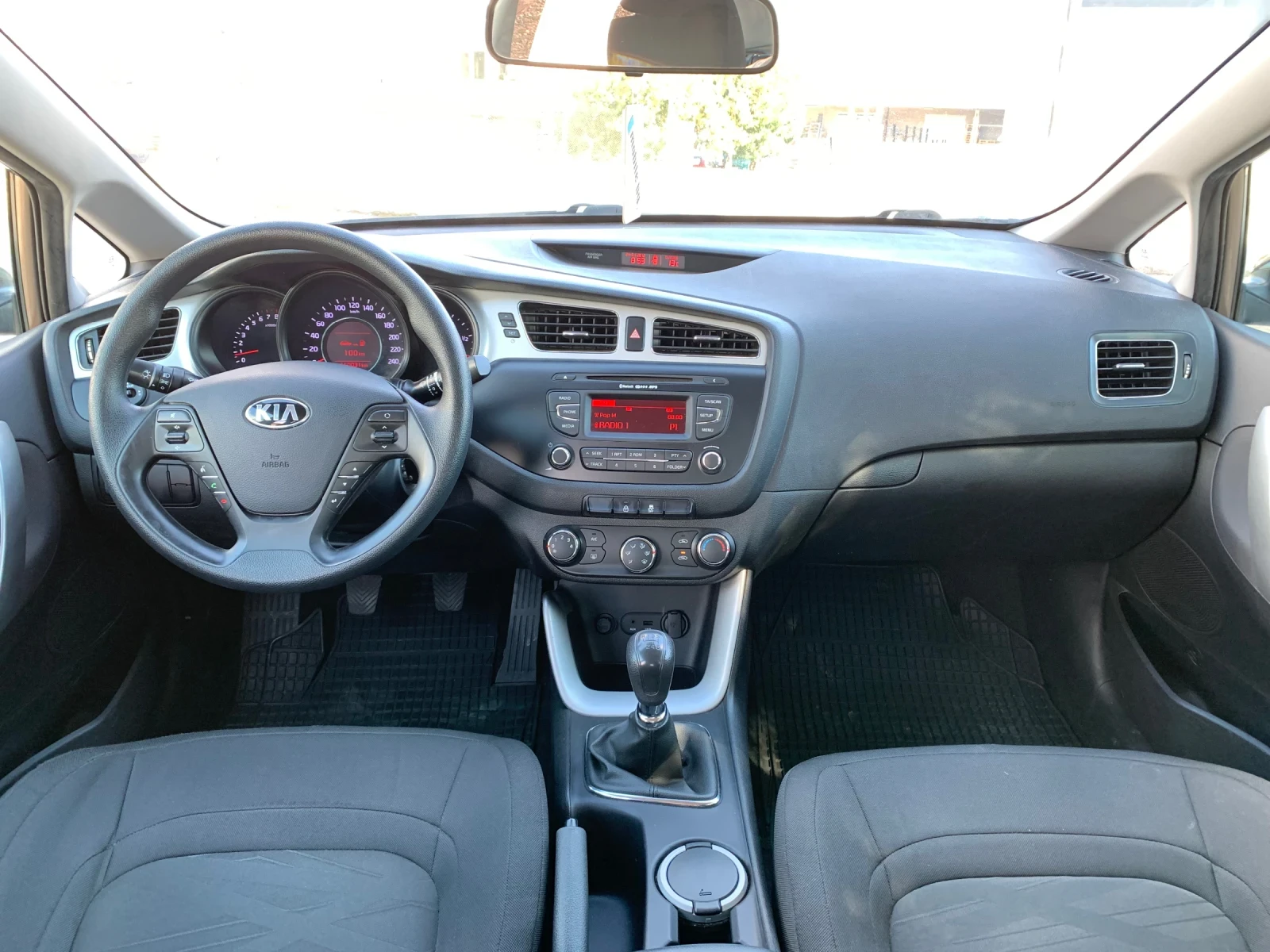 Kia Ceed 1.4i - изображение 7