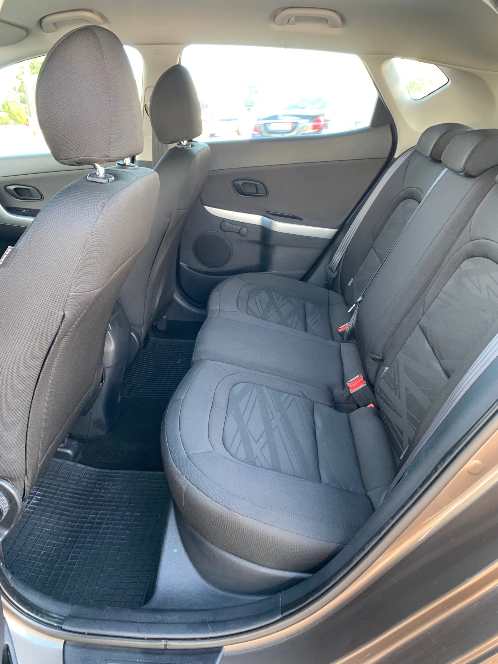 Kia Ceed 1.4i - изображение 6