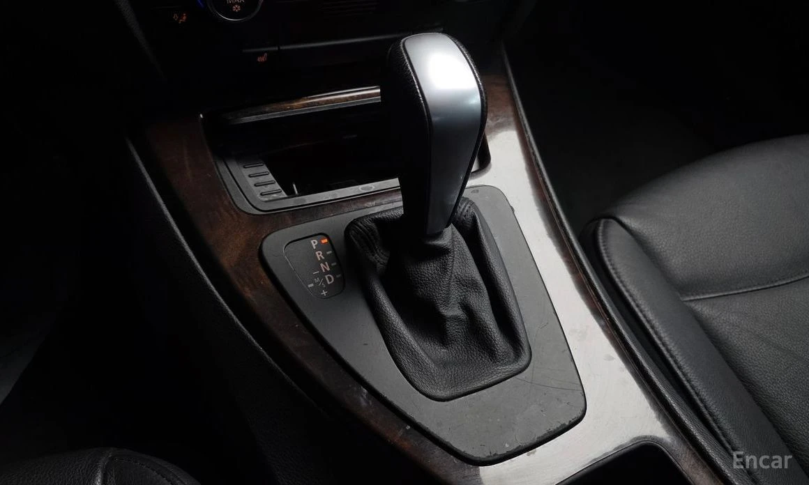 BMW 320  - изображение 9