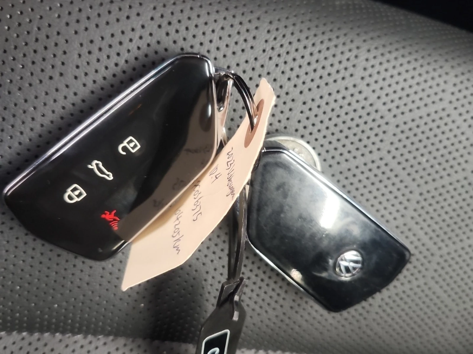 VW ID.4 PRO| ��������� ���.| 2 �����| CARFAX | Mobile.bg � ����������� 15