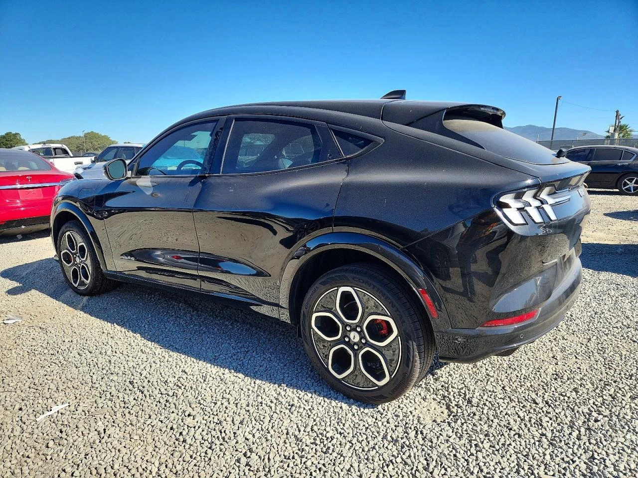 Ford Mustang MACH-E GT - изображение 4