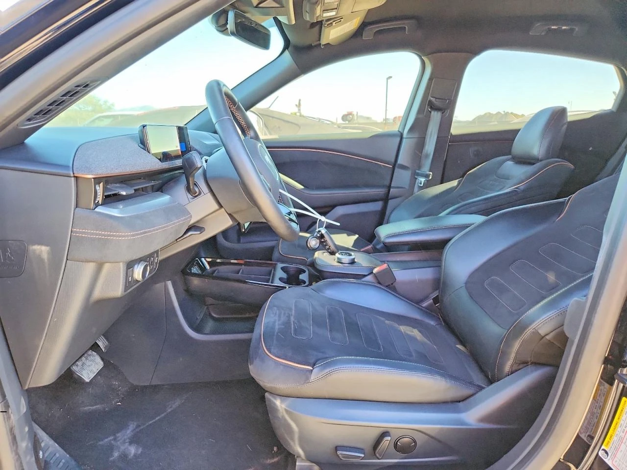 Ford Mustang MACH-E GT - изображение 7