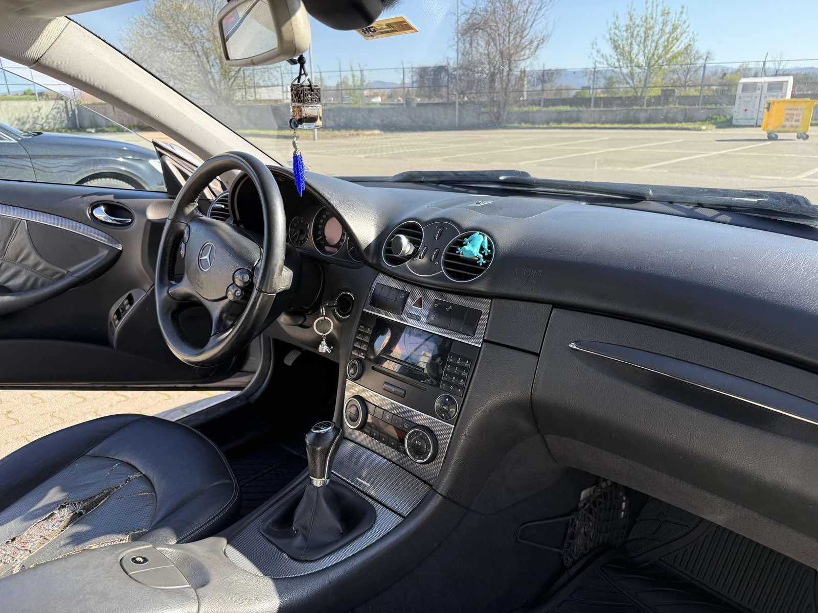 Mercedes-Benz CLK, снимка 11 - Автомобили и джипове - 54146175